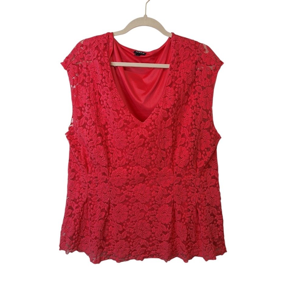 Torrid Womens Size 3 US 3X Pullover Lace Overlay Peplum Top Pink Cap Sleeves